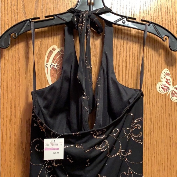 💃🏼Special occasion dress💃🏼 - Picture 4 of 8